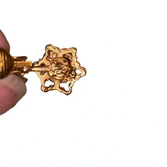 Vintage Pearl Cluster Clip On Earrings Faux Pearl Cluster Ball In Gold Tone - Picture 4 of 5